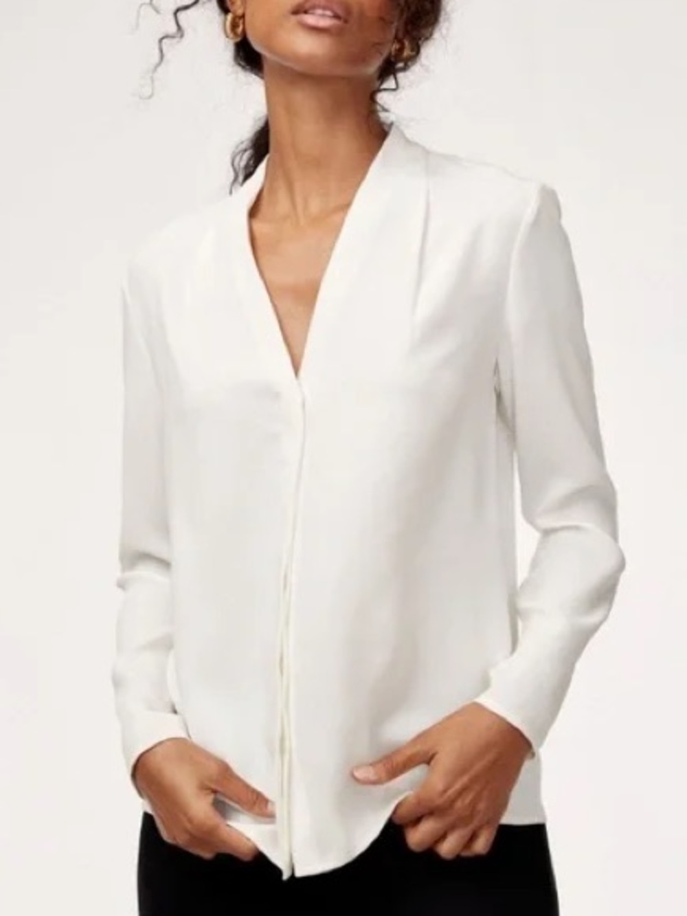 BABATON (ARITZIA) Akira Power Blouse